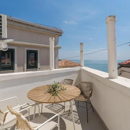Belvedere By Seeadria Agency * Novigrad (Istria)